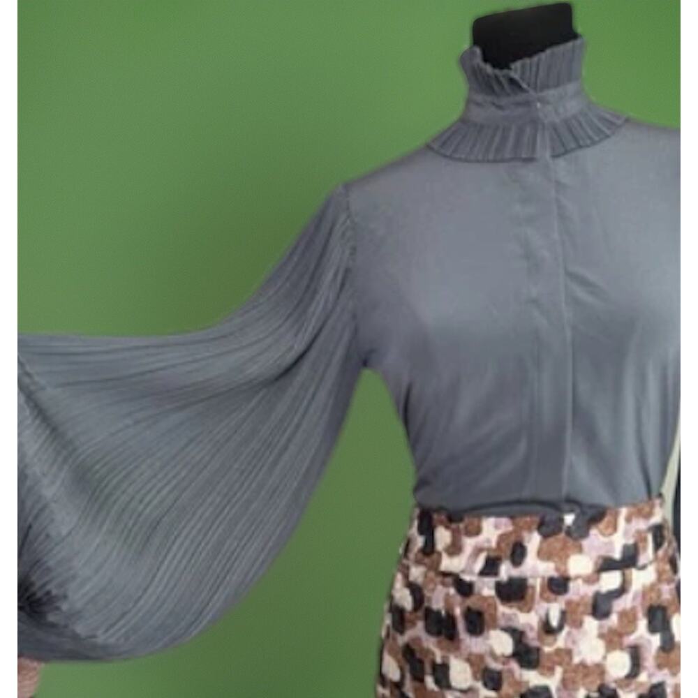 1980s | High Neck Dramatic Pleated Sleeve Gray Blouse | Romantic Goth| Vintage